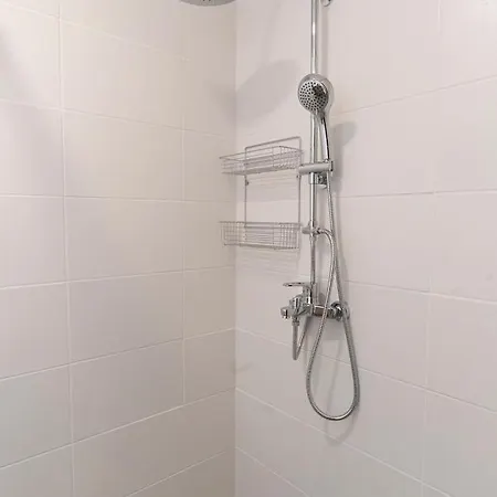 Apartment Private Entrance, Access Anytime, New Interior Tallinn